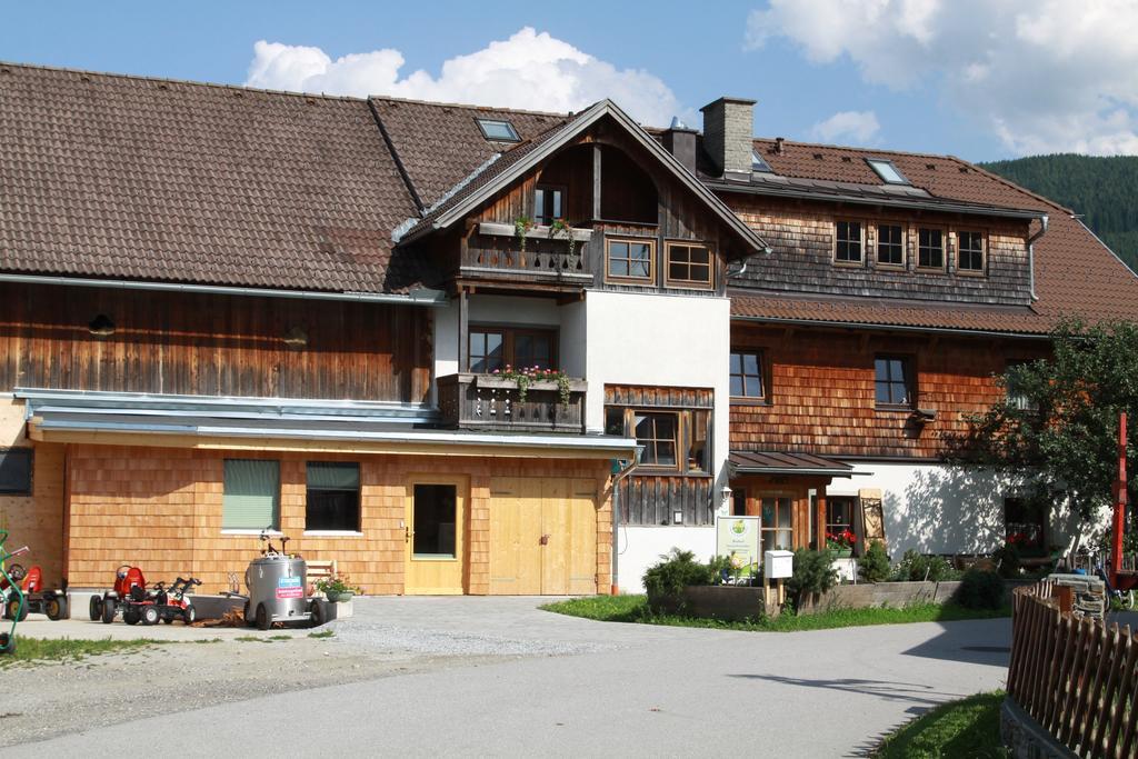 Biohof Sauschneider Apartment Sankt Margarethen im Lungau Luaran gambar